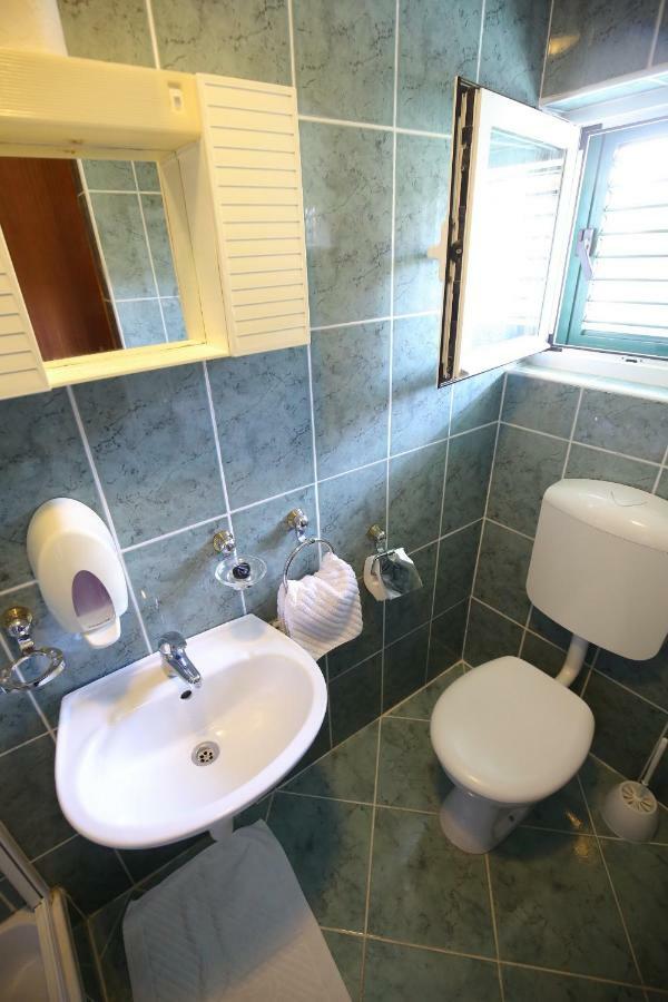 Apartment And Rooms Roko Zaglav المظهر الخارجي الصورة