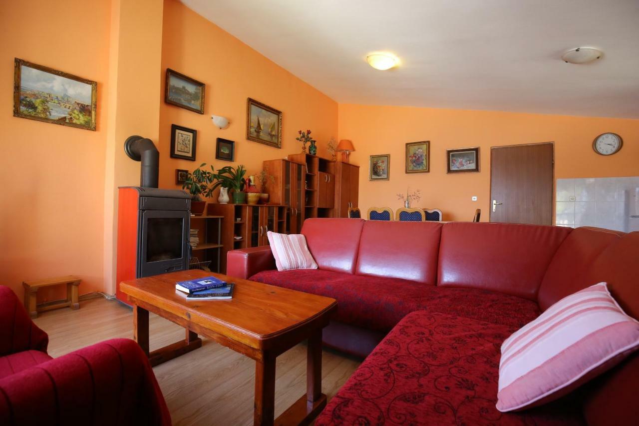 Apartment And Rooms Roko Zaglav المظهر الخارجي الصورة