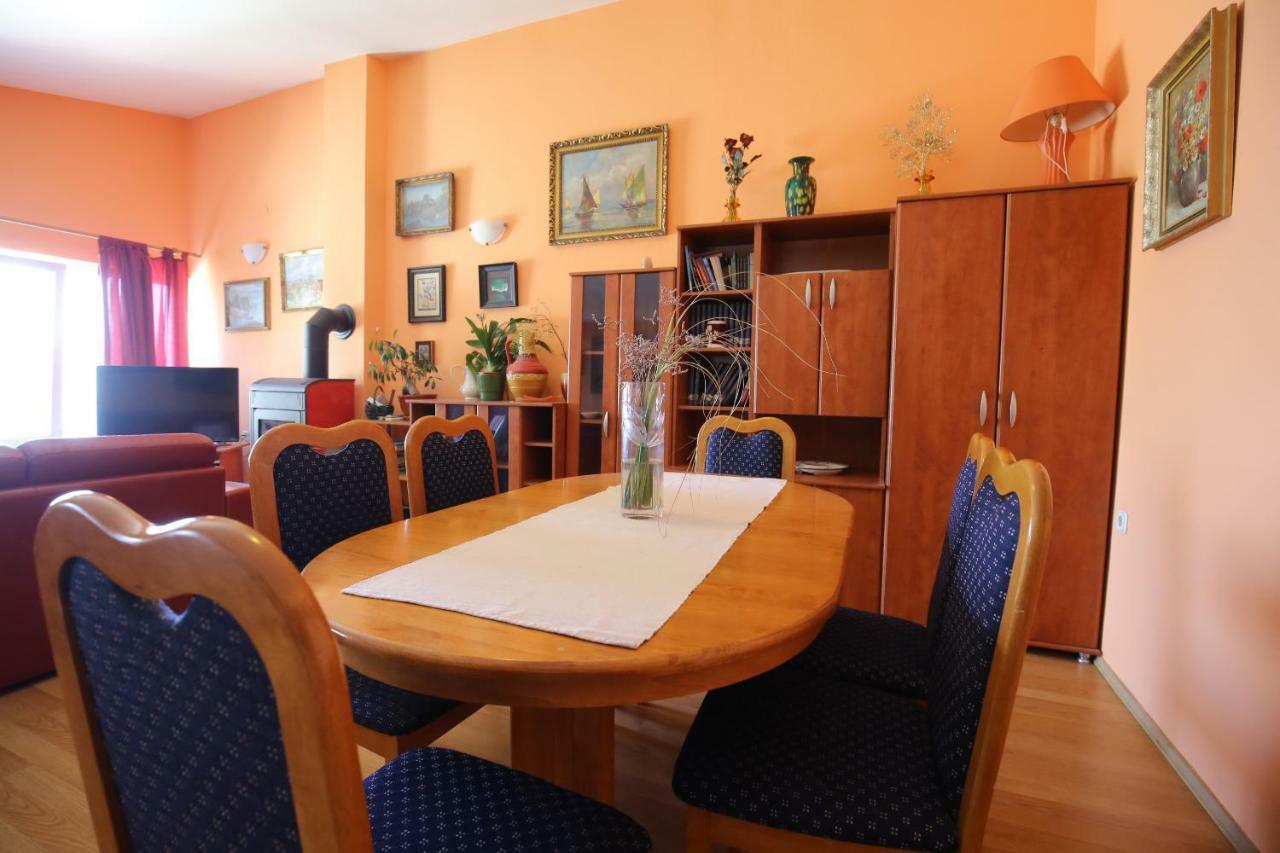 Apartment And Rooms Roko Zaglav المظهر الخارجي الصورة
